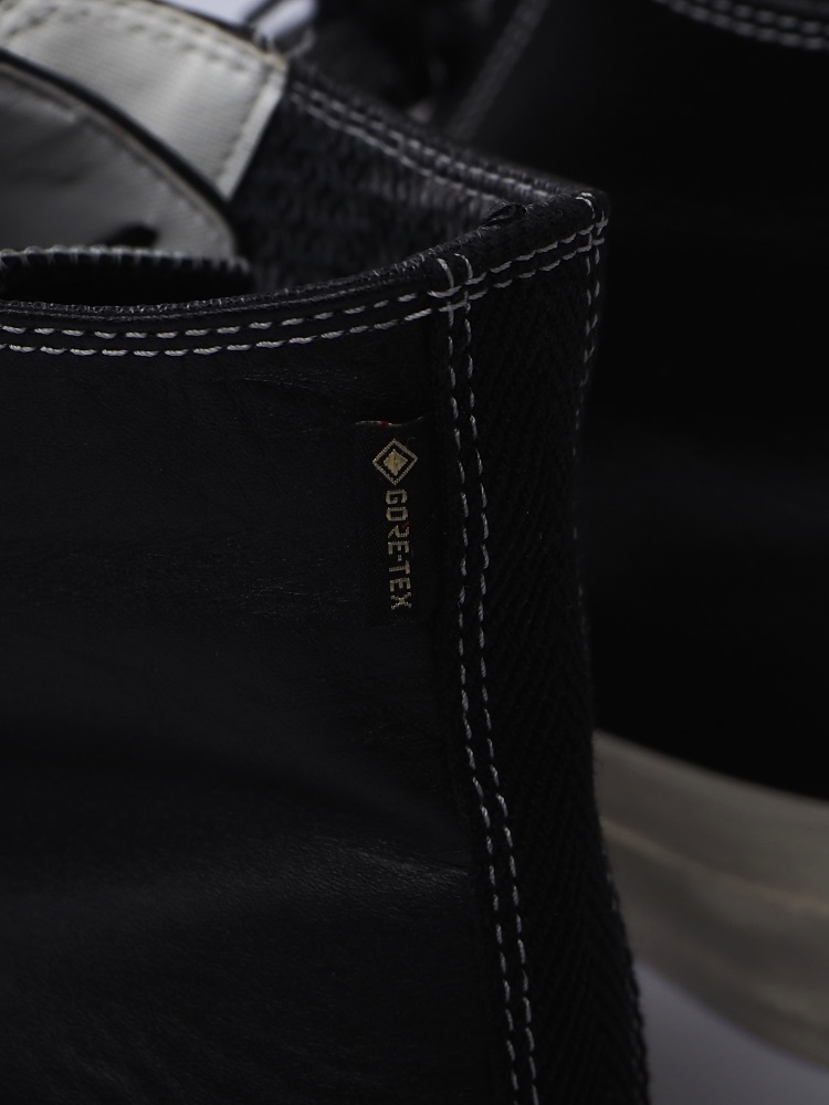 nonnative】今季のセンタージップは初の”レザー(表革)”です