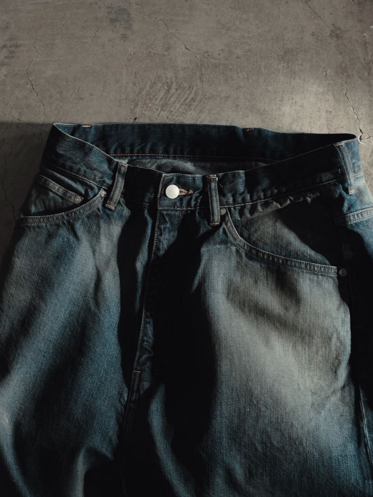 ANCELLMを象徴するデニムパンツ “AGING WIDE 5P DENIM PANTS” | CIENTO