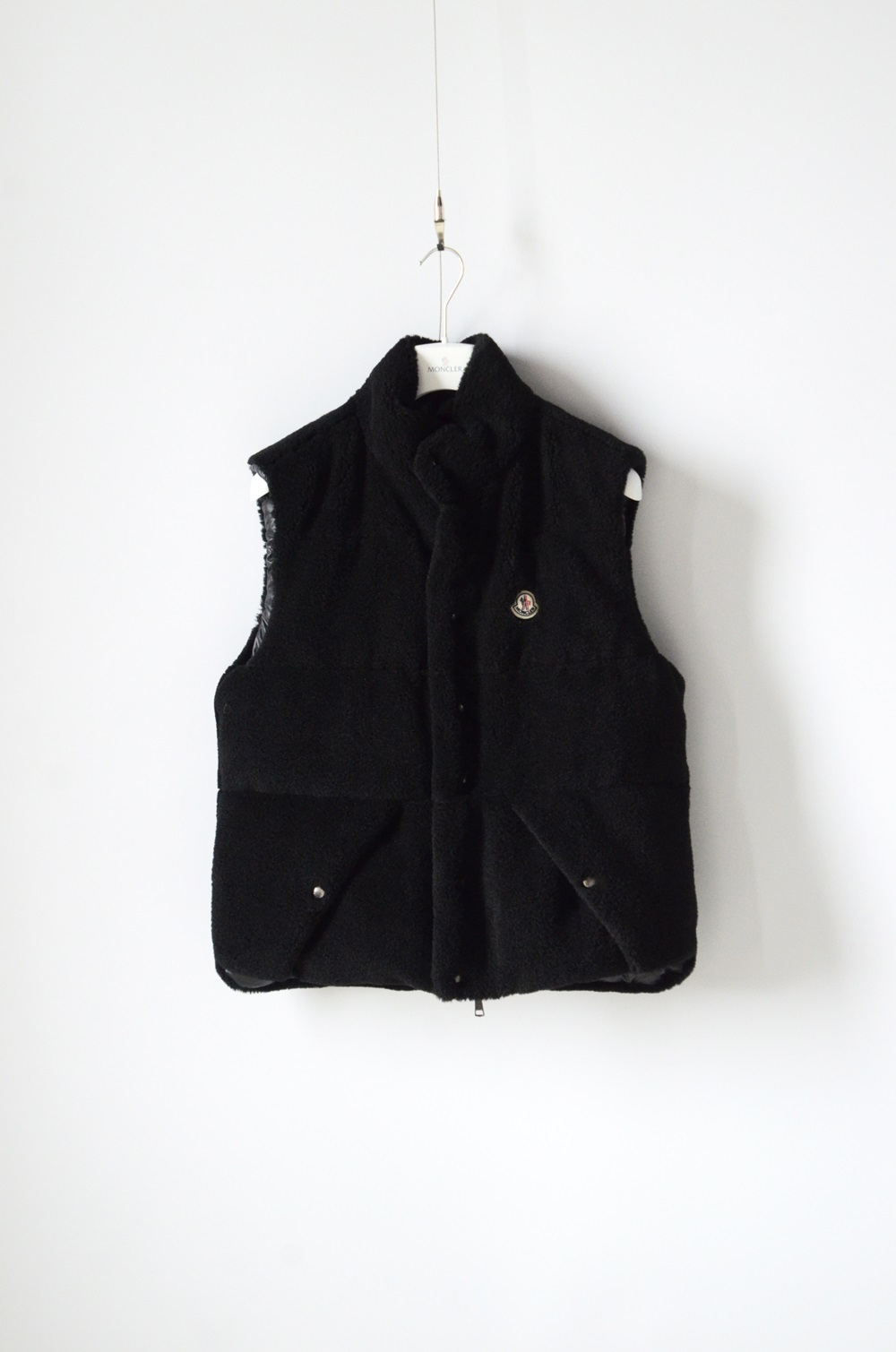 MONCLER】リバーシブルダウンベスト “COLBRICON GILET” | CIENTO BLOG