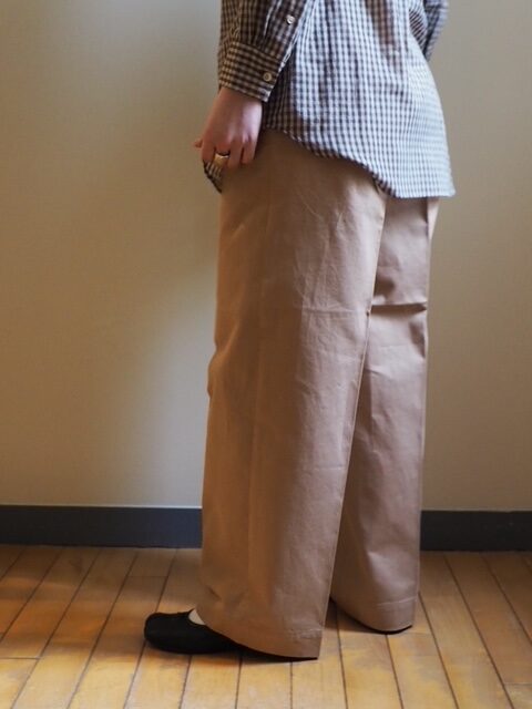 パンツ AURALEE WASHED FINXCHINO ONETUCKPANTS 4 Auralee WASHED FINX LIGHT CHINO pants - メルカリ