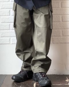 REPRODUCTION OF FOUND】“RUSSIAN MILITARY TRAINER 6400CE