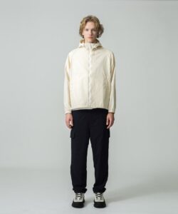 FINTA フィンタ　ユニセックス 中綿ベンチコート ブラック CANADA GOOSE】春のアウターに、カナダグースをご提案