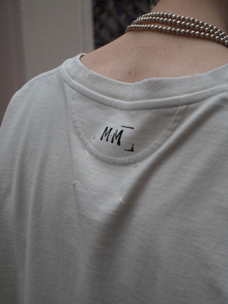 国内発送【Margiela】スタンプロゴ トップ Maison Margiela(メゾンマルジェラ) - Stamp Logo T-Shirt