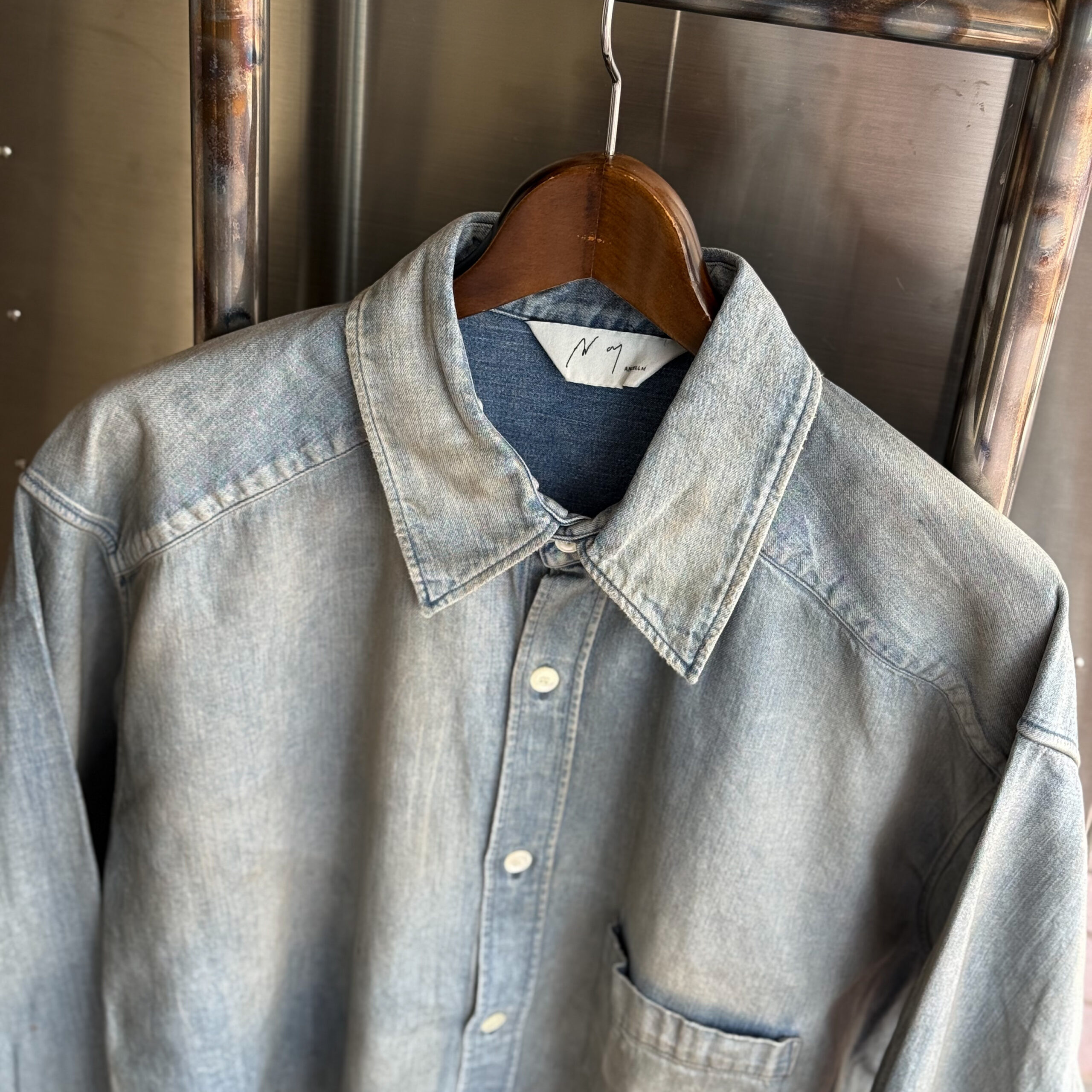 最終値下げANCELLM DRESS DENIM SHIRT ANCELLM - DRESS DENIM SHIRT | HBX - Globally Curated Fashion