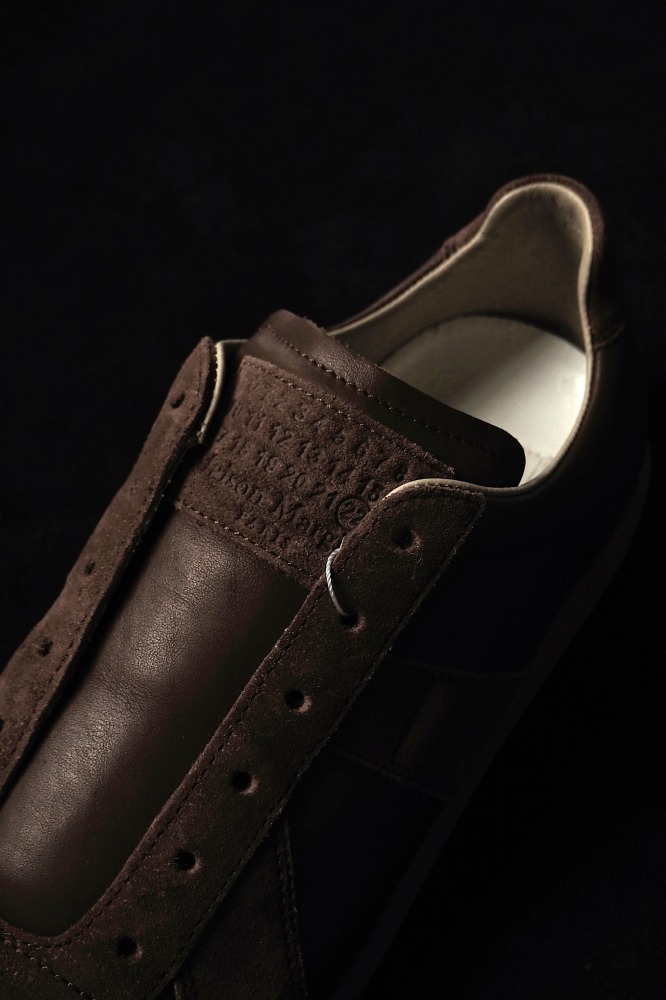 Maison Margiela】 25AW新色「WARM COFFEE」のジャーマントレーナーが