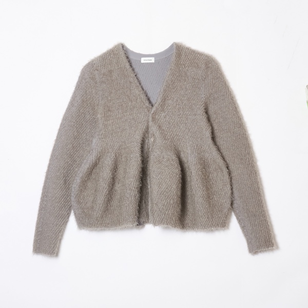 Chika Kisada】エレガンスな個性派カーディガン | CIENTO BLOG