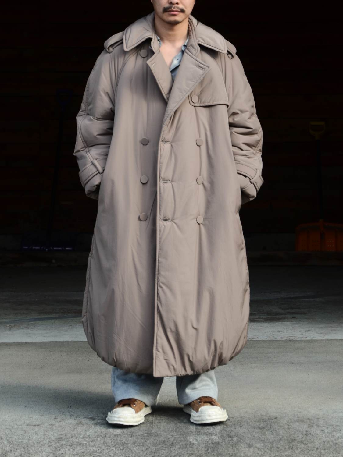 Acne コート Acne Studios】クラシックとモダンを掛け合わせたトレンチコート