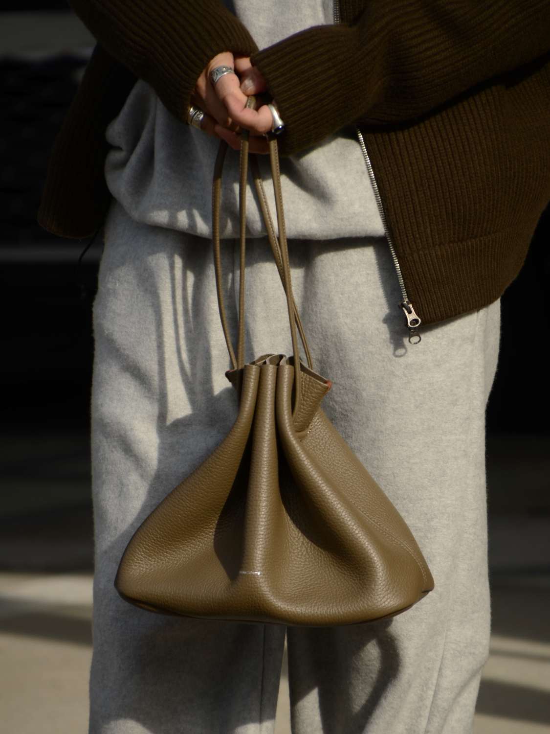 Hender Scheme】 新型の”bucket bag” | CIENTO BLOG