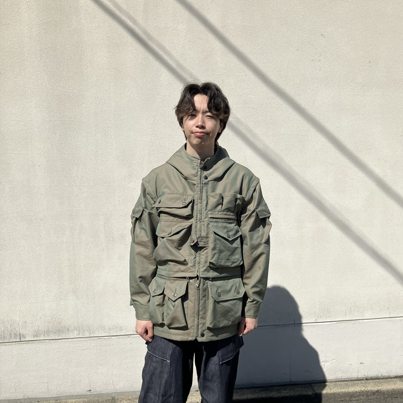 MODMNTのブランド哲学を具現化したようなフォトグラファージャケット