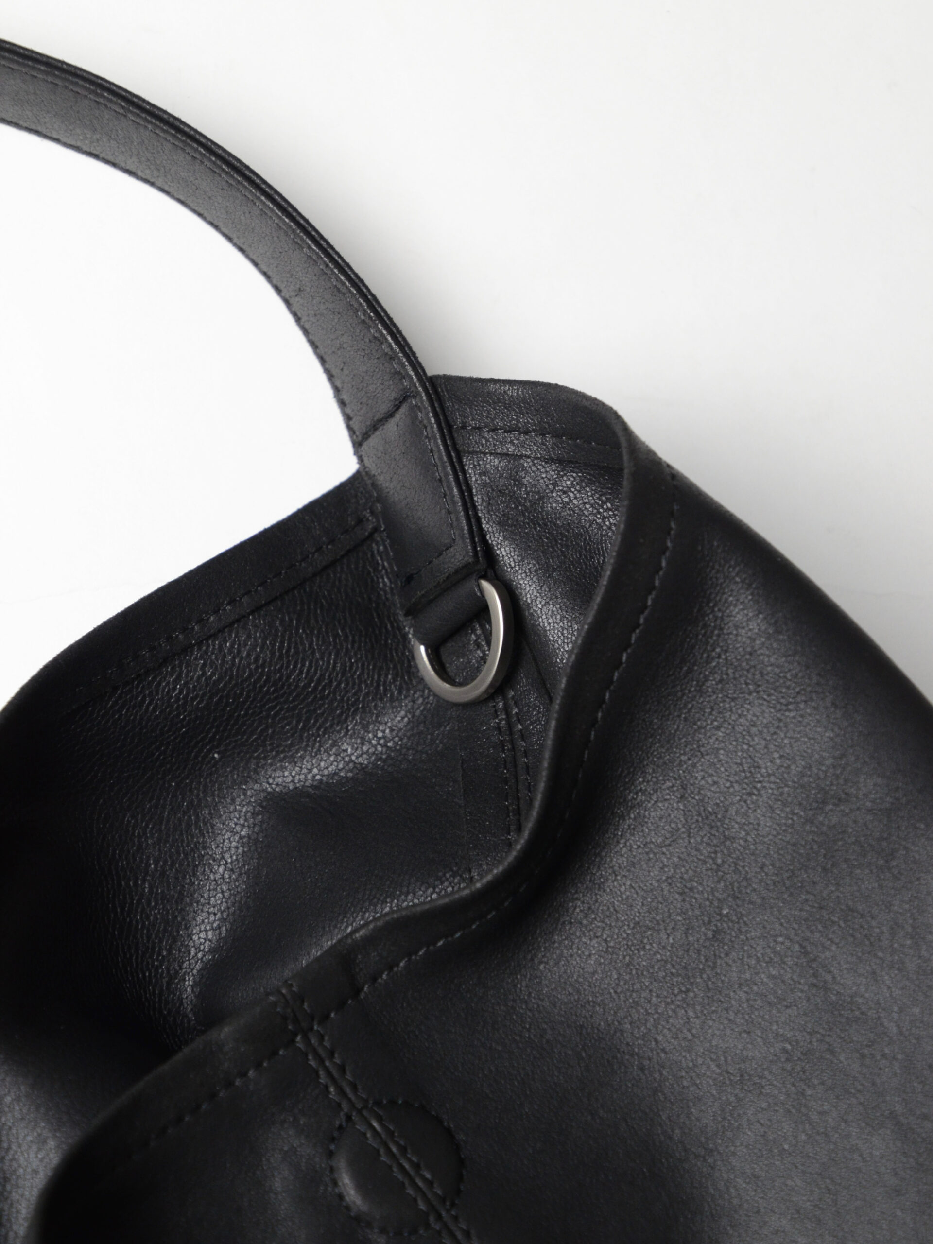 Morphee】TRIANGLE SHOULDER | CIENTO BLOG