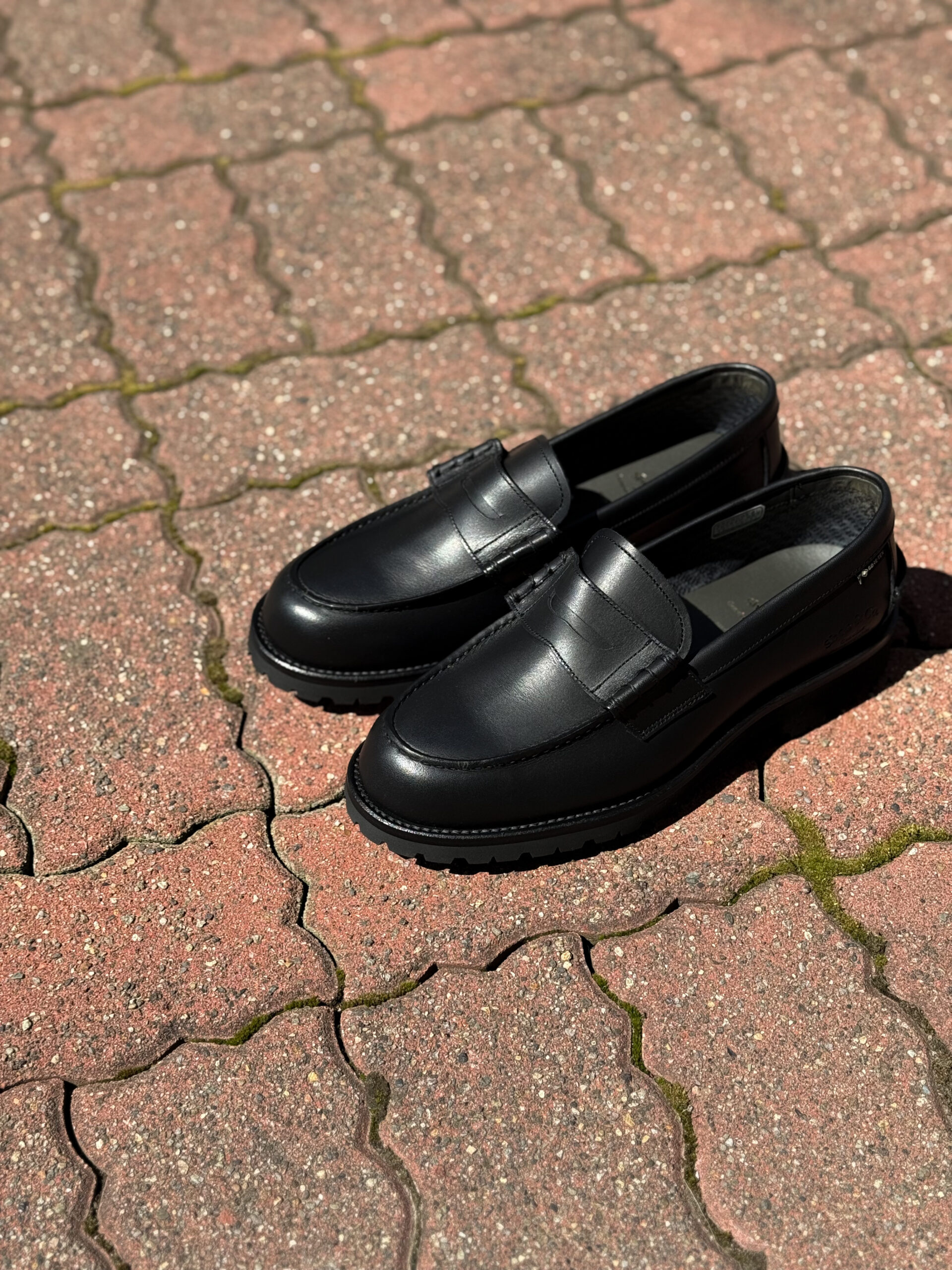 REGAL Shoe & Co.】ゴアテックス搭載のローファー | CIENTO BLOG